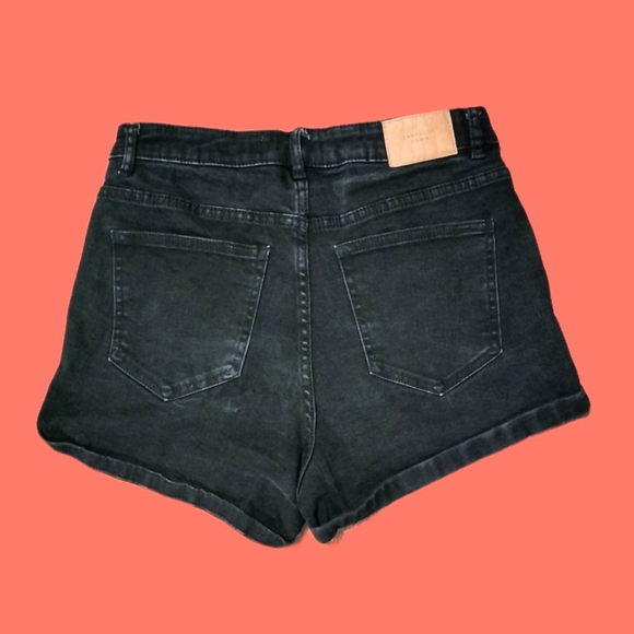 Zara denim shorts - Picture 2 of 2